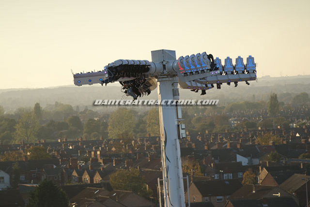 Image of Danter Attractions Air towering above the houses at Hull Fair